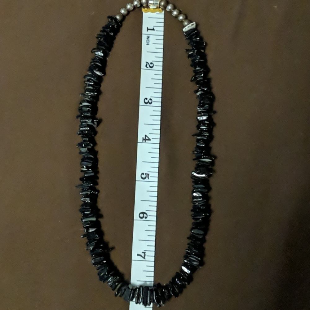 Black Shell Chip Necklace